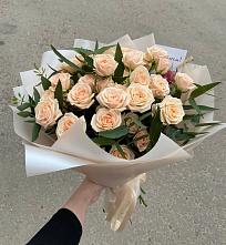 Букет Кремовые розы Латте во Владикавказе
