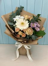 Букет цветов из:  Герберы и Хризантемы во Владикавказе