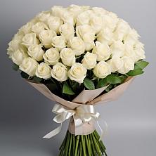 Букет 101 беля роза Белоснежка во Владикавказе