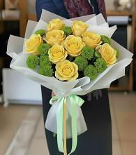 Букет цветов из:  Хризантемы и Розы во Владикавказе