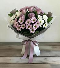 Букет цветов из:  Хризантемы и Розы во Владикавказе